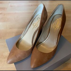 Jessica Simpson Camel Pumps Size 9.5
